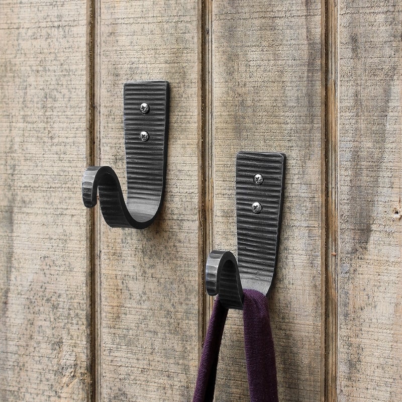 Achla Designs 4.5" Tall Black Powder Coat Finish Wrought Iron Hammered Strap Wall S-Curled Hooks (Set of 2)