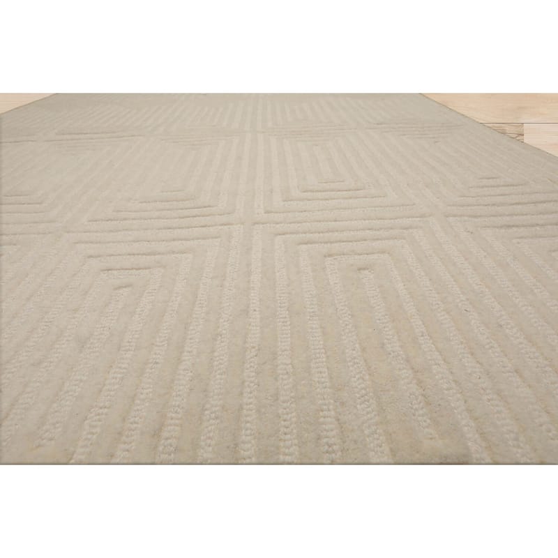 Hand Tufted Hand Made Tone On Tone Wool Designer Traditional Area Rug - 5' x 8'