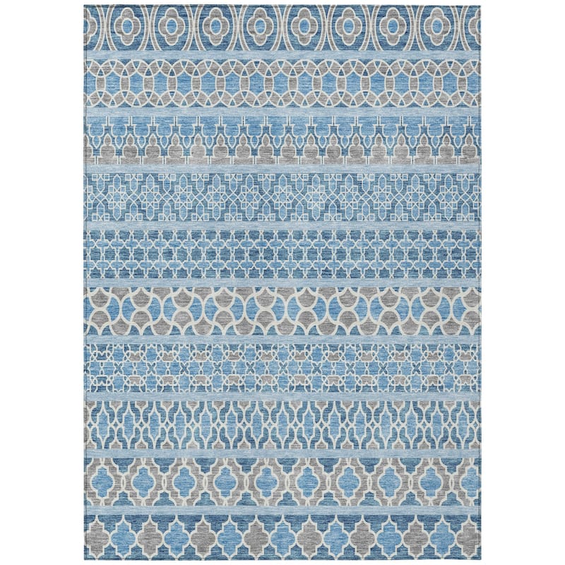 HomeRoots Quatrefoil Transitional Rectangle Outdoor Rug