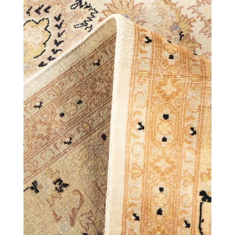 Overton Handknotted Wool Traditional Oriental Ivory Area Rug - 8' x 10'