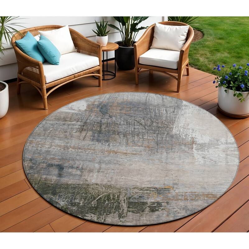 HomeRoots Abstract Transitional Rectangle Outdoor Rug - 8' Round
