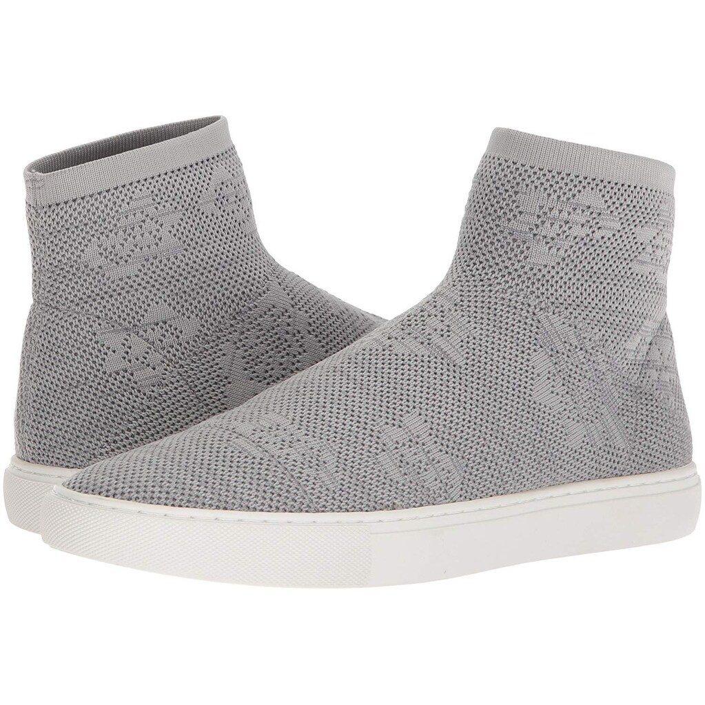 pull on high top sneakers