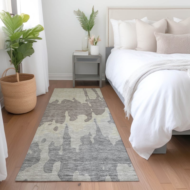 Machine Washable Indoor/ Outdoor Modern Abstract Chantille Rug
