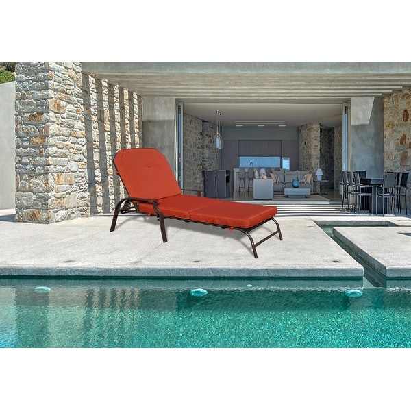 Rust free on sale lounge chairs