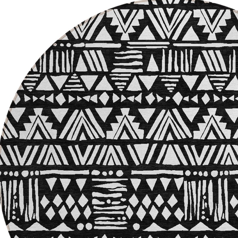 HomeRoots Southwestern Transitional Rectangle Outdoor Rug