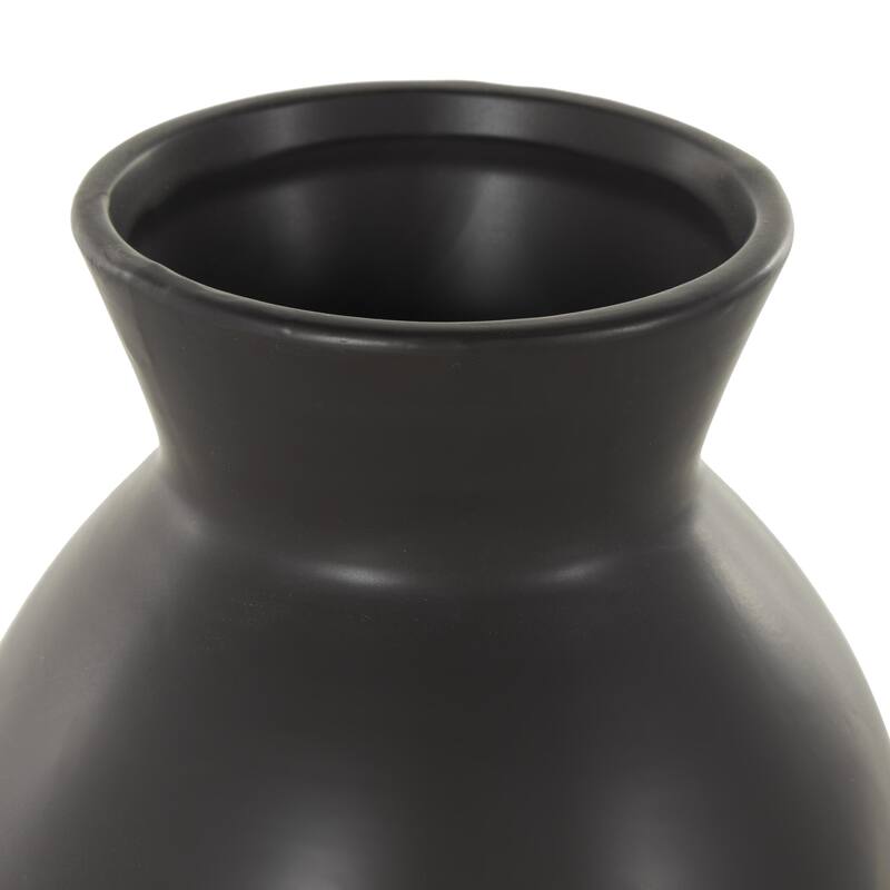 Ceramic Minimalistic Decorative Vase - Black or White - Roche River Decor