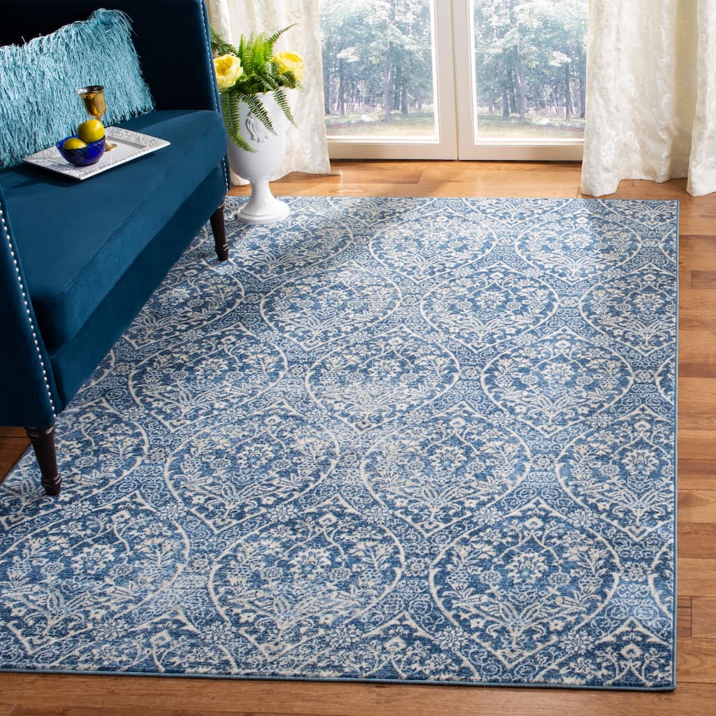 SAFAVIEH Brentwood Rosalba Traditional Oriental Rug - Navy/Light Grey - 5' 3" x 7' 6"