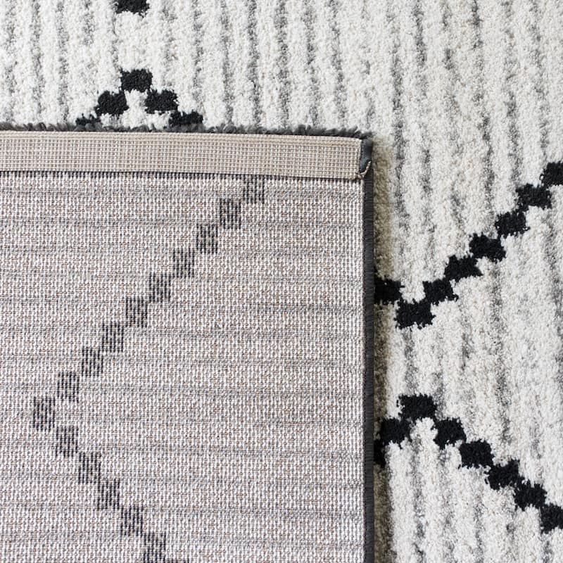 Oscar Modern Geometric Chevron Area Rug