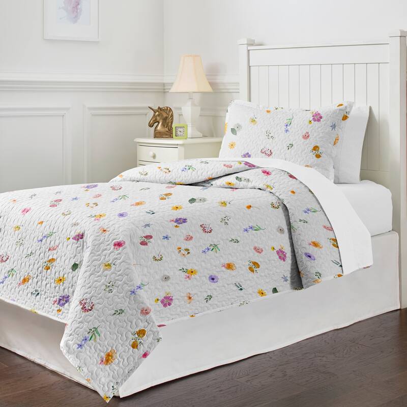 Pointehaven Percale Cotton Oversized Printed Scroll Design Quilt Set - Floral Garden - King - Cal King