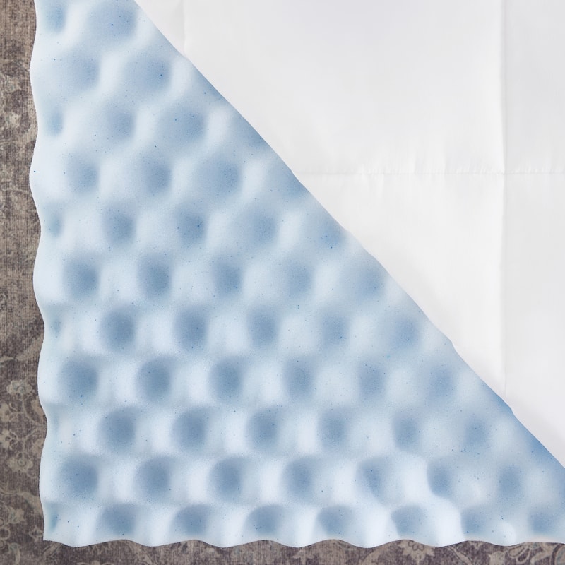 Bodipedic Hybrid 4-Inch Memory Foam and Fiber Mattress Topper
