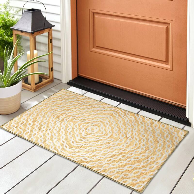 Indoor/ Outdoor Addison Bravado Link Washable Area Rug - 1'8" x 2'6" - Gilded