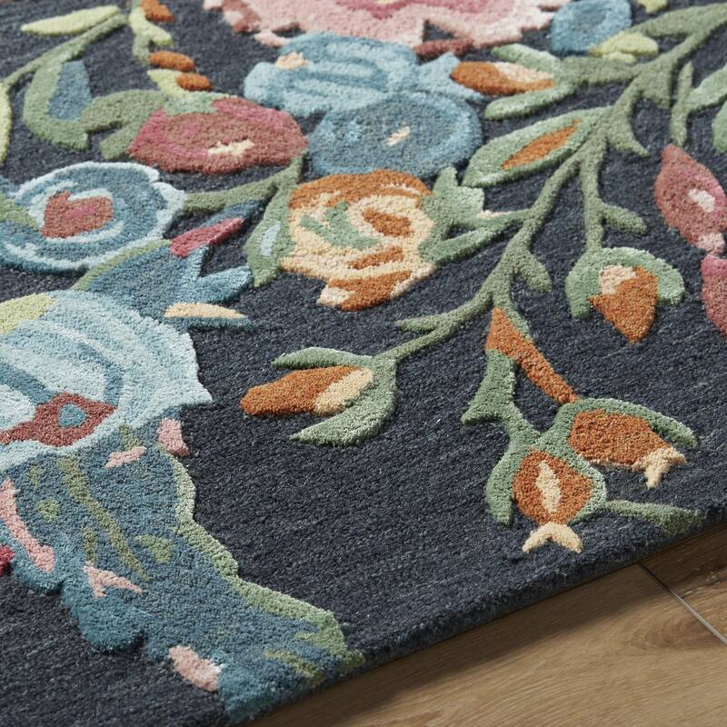 Sergio Coastal Floral and Botanical Area Rug