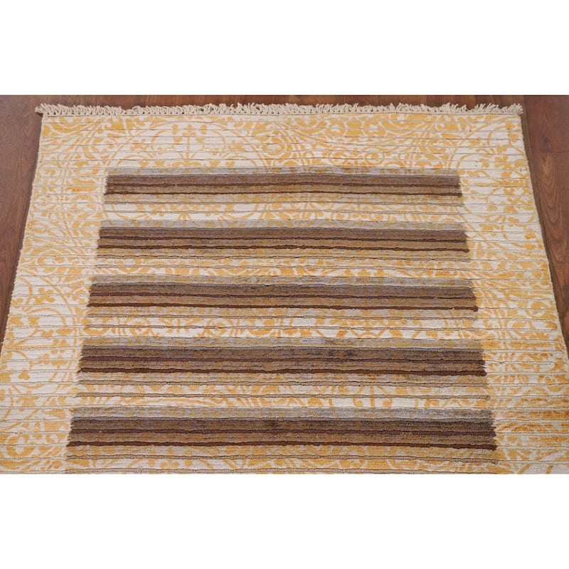 Striped / Abstract Oriental Accent Rug Handmade Wool Carpet - 2'9"x 4'9"