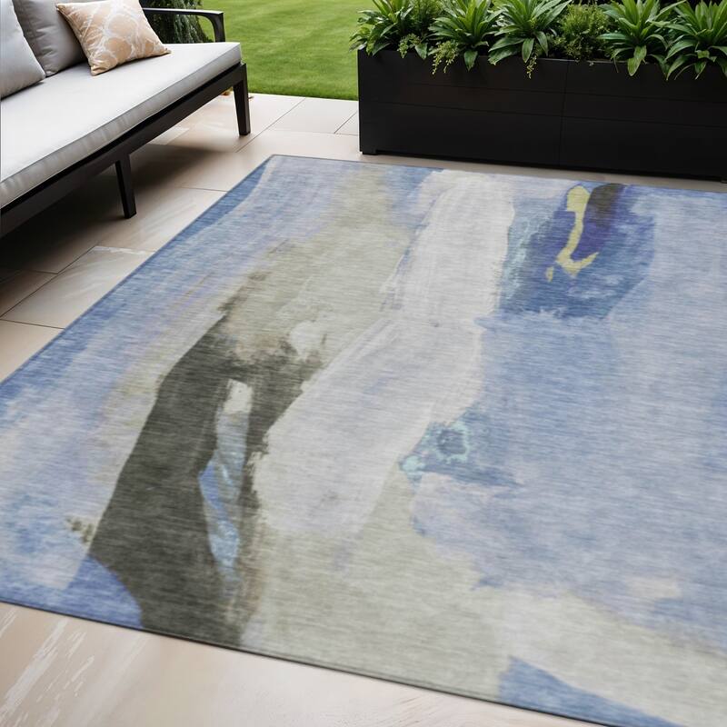 HomeRoots Abstract Transitional Rectangle Outdoor Rug - 5' X 8'
