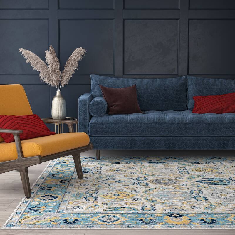 Dynah Bohemian & Eclectic Oriental Indoor Area Rug