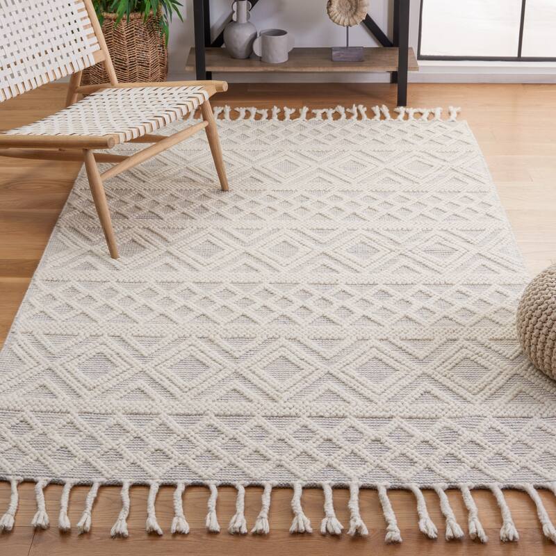 SAFAVIEH Handmade Natura Boryana Transitional Wool Rug