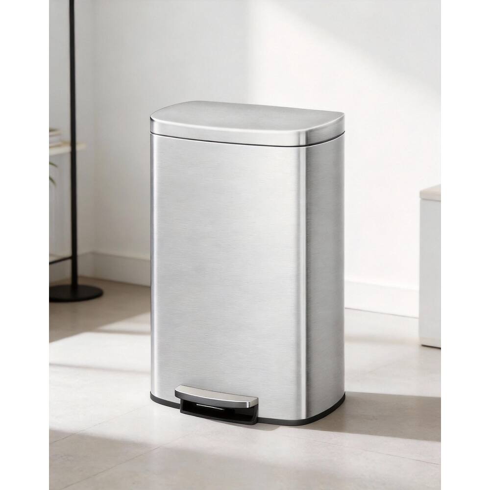 13 Gal / 50 L Step-On Garbage Bin