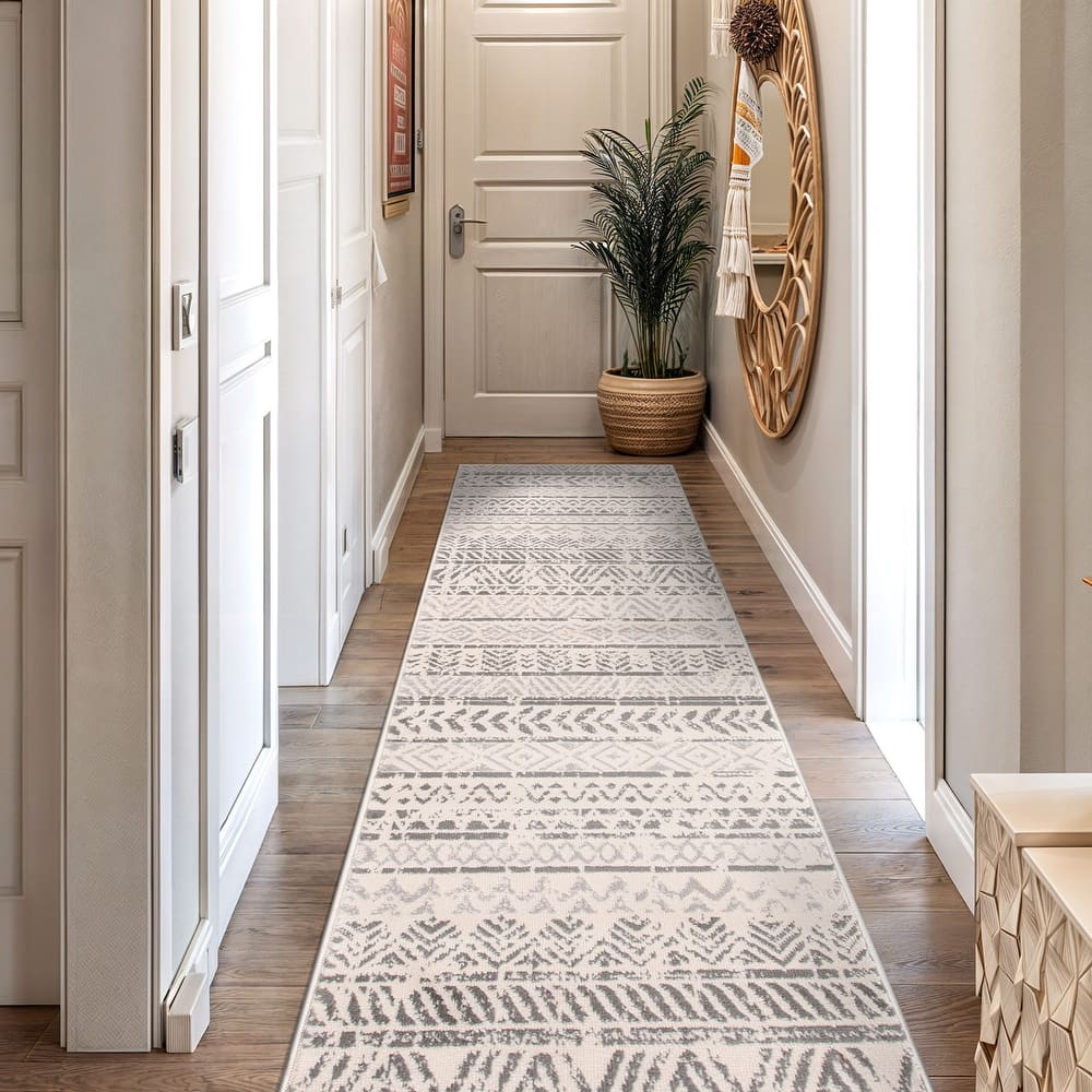 The Curated Nomad Midtown Geometric Distressed Bohemian Rug