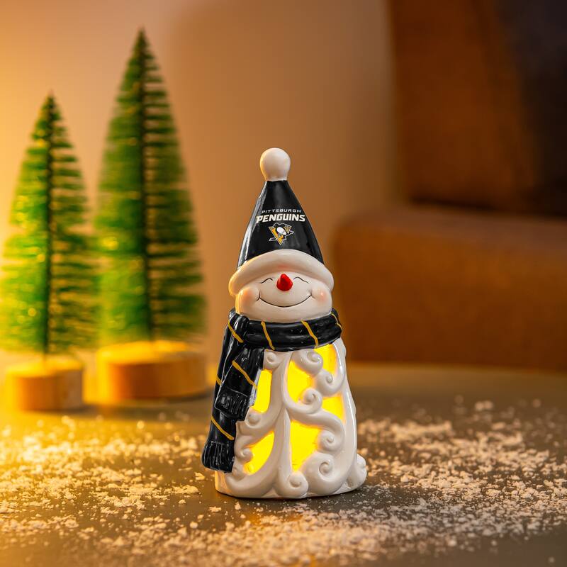 Pittsburgh Penguins Snowman LED Garden Statuary, 8"