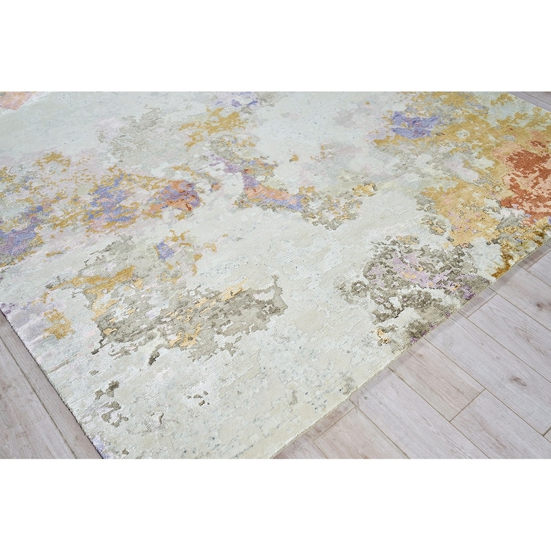 EXQUISITE RUGS Cosmo Hand-knotted Wool/Bamboo Silk Ivory/Beige/Blue Area Rug.