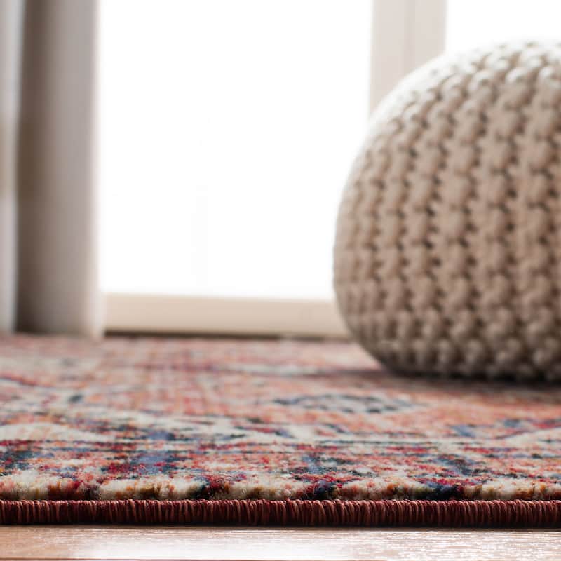 SAFAVIEH Herat Malinka Traditional Rug