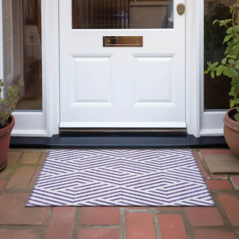Machine Washable Indoor/ Outdoor Modern Diamonds Chantille Rug - Purple - 1'8" x 2'6"