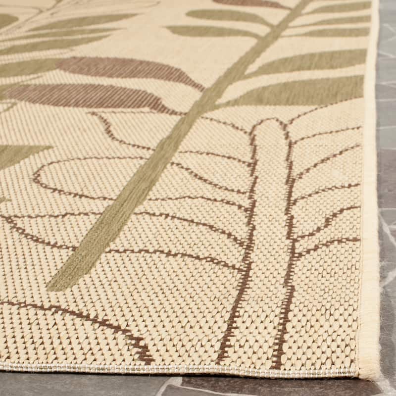 SAFAVIEH Courtyard Ernestina Indoor/ Outdoor Waterproof Rug