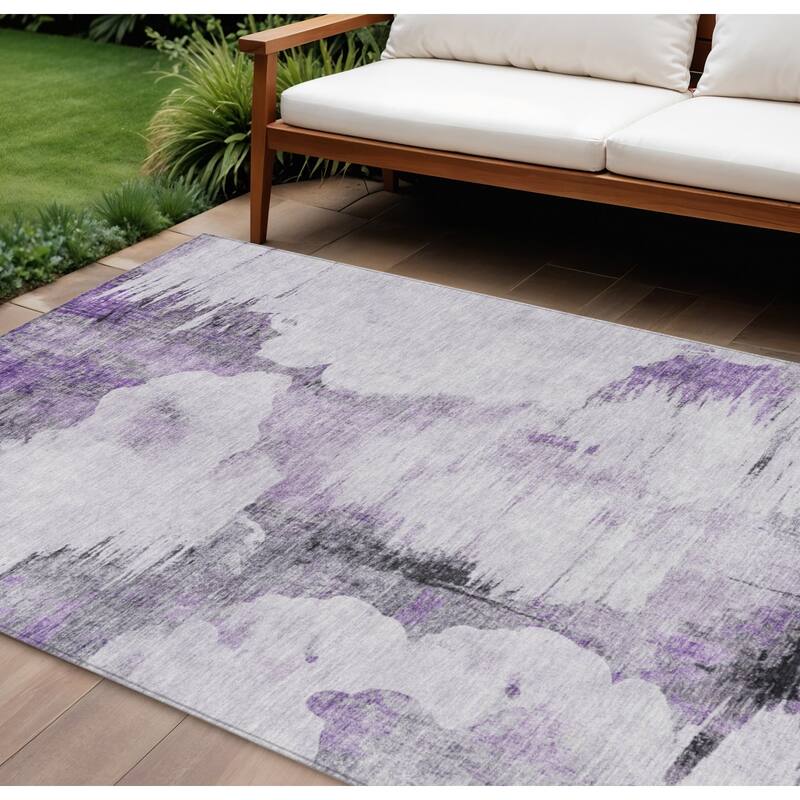 HomeRoots Abstract Transitional Rectangle Outdoor Rug - 9' X 12'