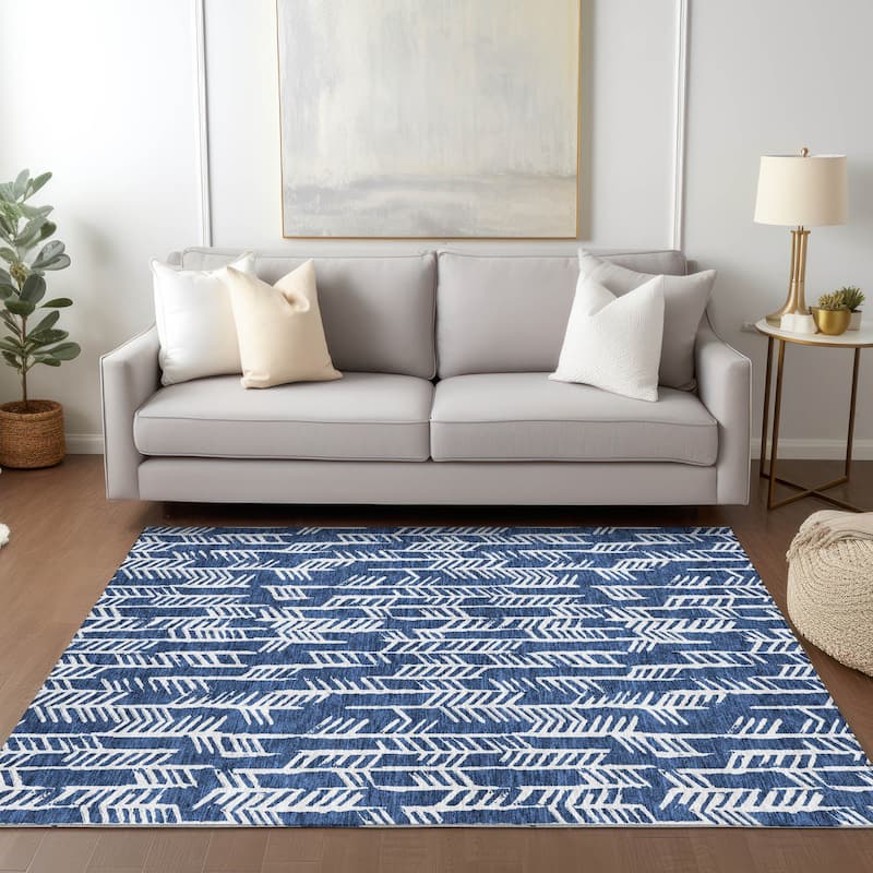 Machine Washable Indoor/ Outdoor Chantille Modern Arrows Rug