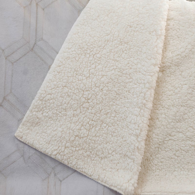 Premium Machine Washable ASB97 Faux Cowhide Sherpa Throw Blanket