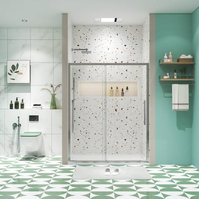 Single sliding shower door with magnetic closure