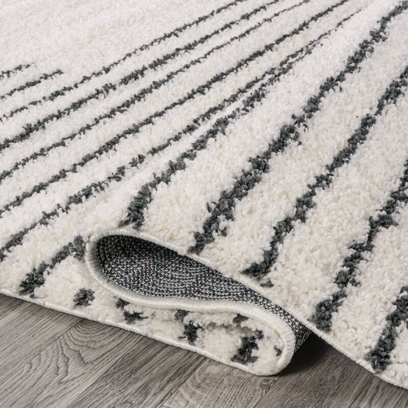 JONATHAN Y Elm Abstract Stripe Geometric Shag Area Rug
