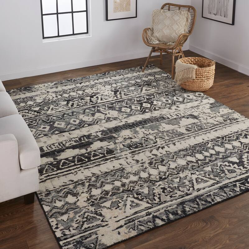 Scottsdale Luxe Hand Knot Accent Rug, Charcoal Gray/Light Beige