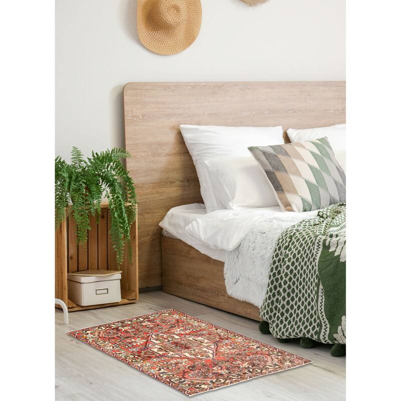 ECARPETGALLERY Hand-knotted Andelz Red Wool Rug - 4'6 x 6'7