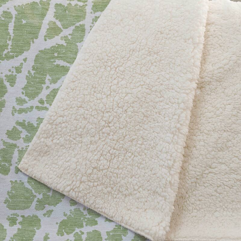 Premium Machine Washable Sherpa Casual Contemporary Throw Blanket