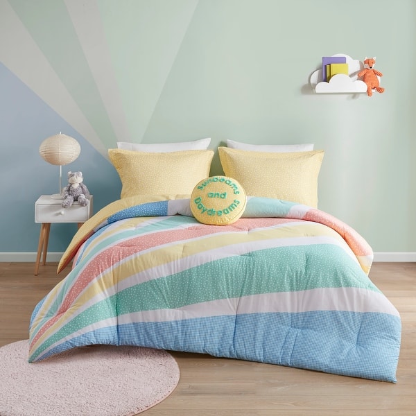 https://ak1.ostkcdn.com/images/products/is/images/direct/bb764d25707678d3d7826c4703f510bc384b239e/Jessie-Yellow-Rainbow-Sunburst-Reversible-Cotton-Comforter-Set-by-Urban-Habitat-Kids.jpg?impolicy=medium