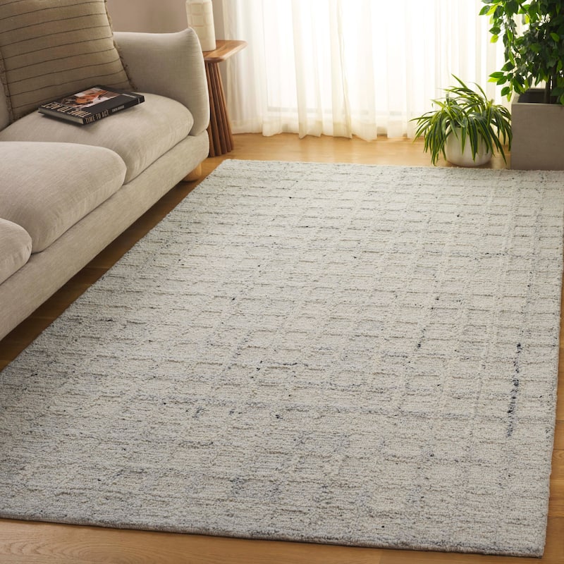 SAFAVIEH Handmade Pine Jaylin Wool Rug - 5' x 8' - Grey