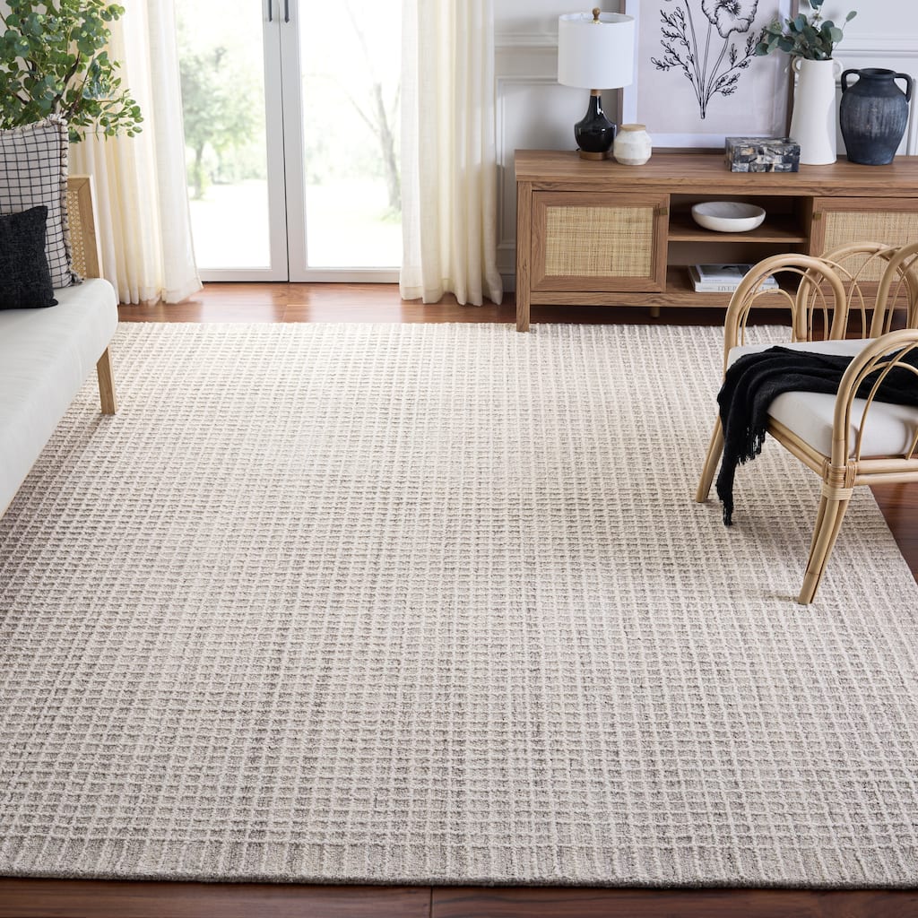 SAFAVIEH Handmade Abstract Youssra Wool Rug