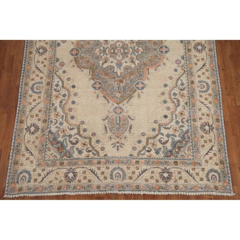 Hand Knotted Oriental 100% Wool Carpet Traditional Medallion Beige & Ivories Tabriz Area Rug - 9' 5'' X 6' 5''