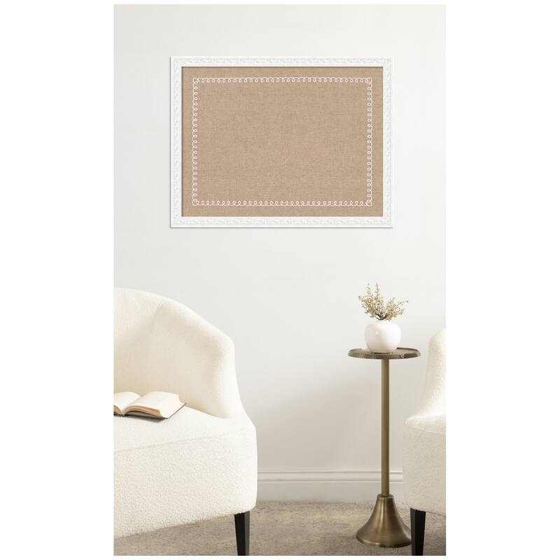 Kate and Laurel Pinboard White Scalloped Edge
