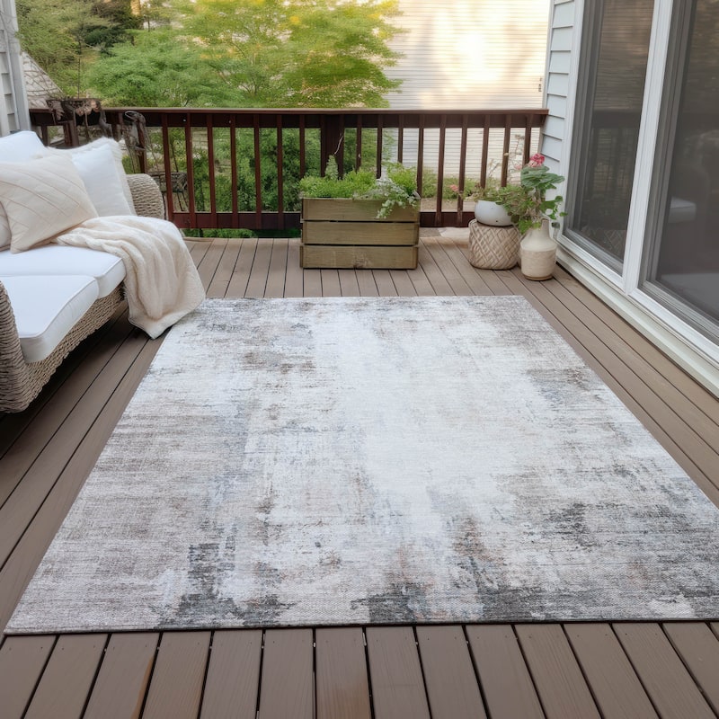 Machine Washable Indoor/Outdoor Abstract Solid Chantille Rug - Taupe - 5' x 7'6"