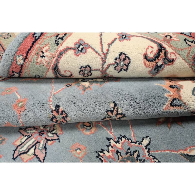 7'10''x10 Hand Knotted Wool Baby Blue Kashaan Traditional Botanical Area Rug - 7' 10'' x 10'