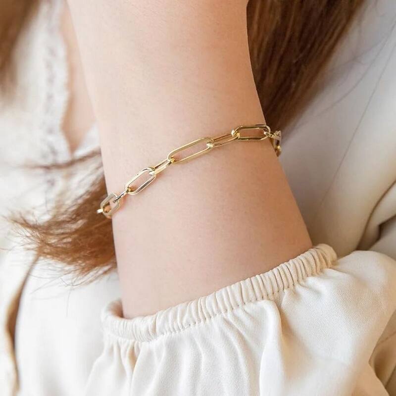 Curata 10K Yellow Gold 4.5mm Wide Paperclip Link Bracelet -7.5"