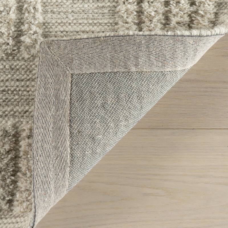 Nuloom Isolde Venn Checkered Wool Rug