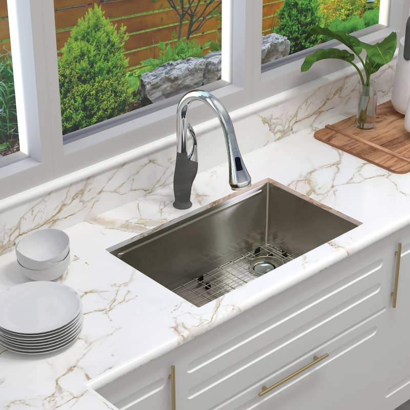 Transolid KWSSU301910 30-in X 19-in X 10-in 18-Gauge Undermount Stainless Steel Kitchen Workstation Sink