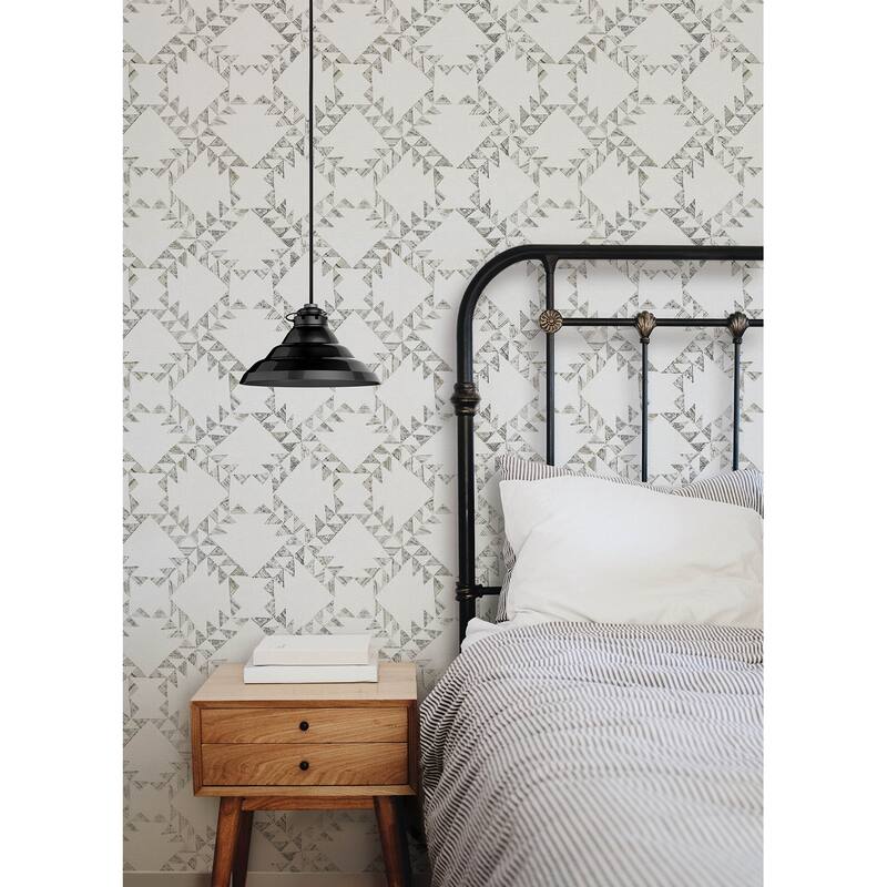 Scrap Quilt Grey Wallpaper