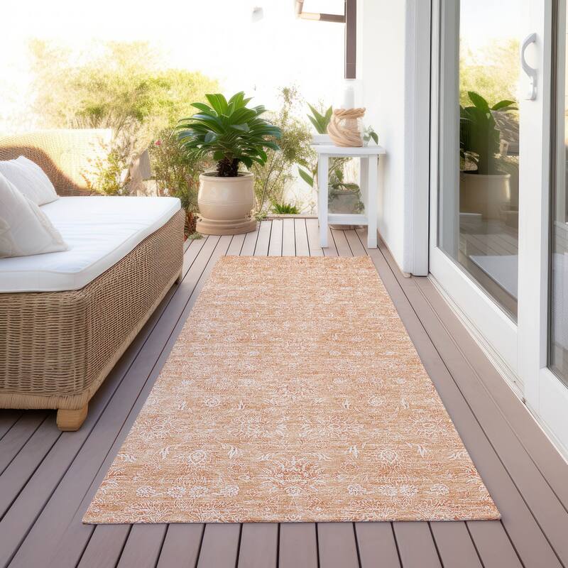 Machine Washable Indoor/ Outdoor Chantille Traditional Floral Rug