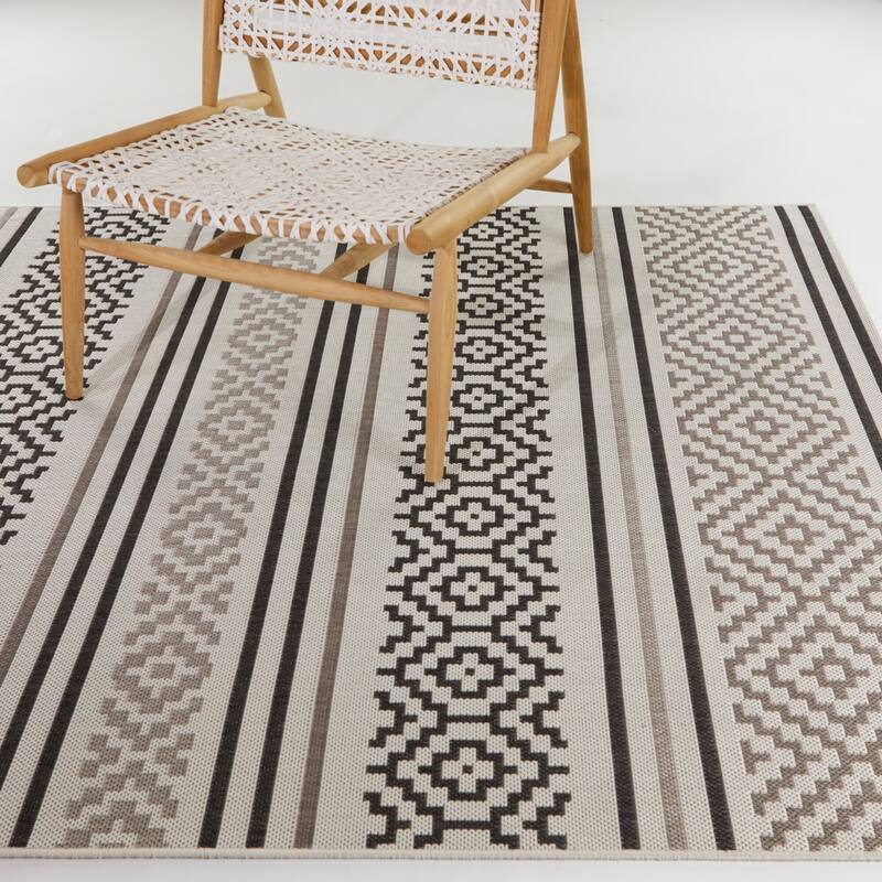 Alain Transitional Stripe Indoor/Outdoor Area Rug - 5'3" x 7' - Tan