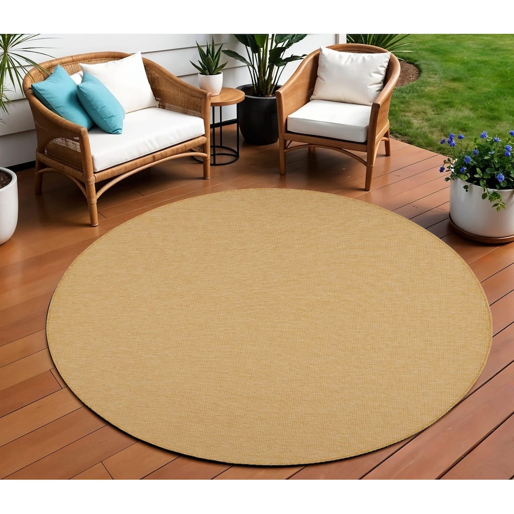 HomeRoots Contemporary Round Outdoor Rug - 8' Round