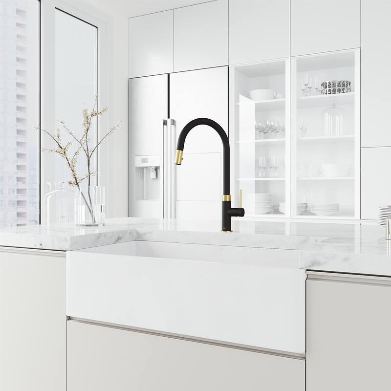 VIGO Bristol 19" H Single Handle Pull-Down Sprayer Kitchen Faucet